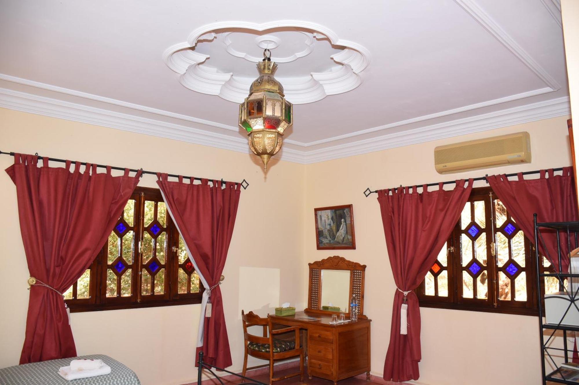 Riad Le Petit Jardin ザゴラ エクステリア 写真