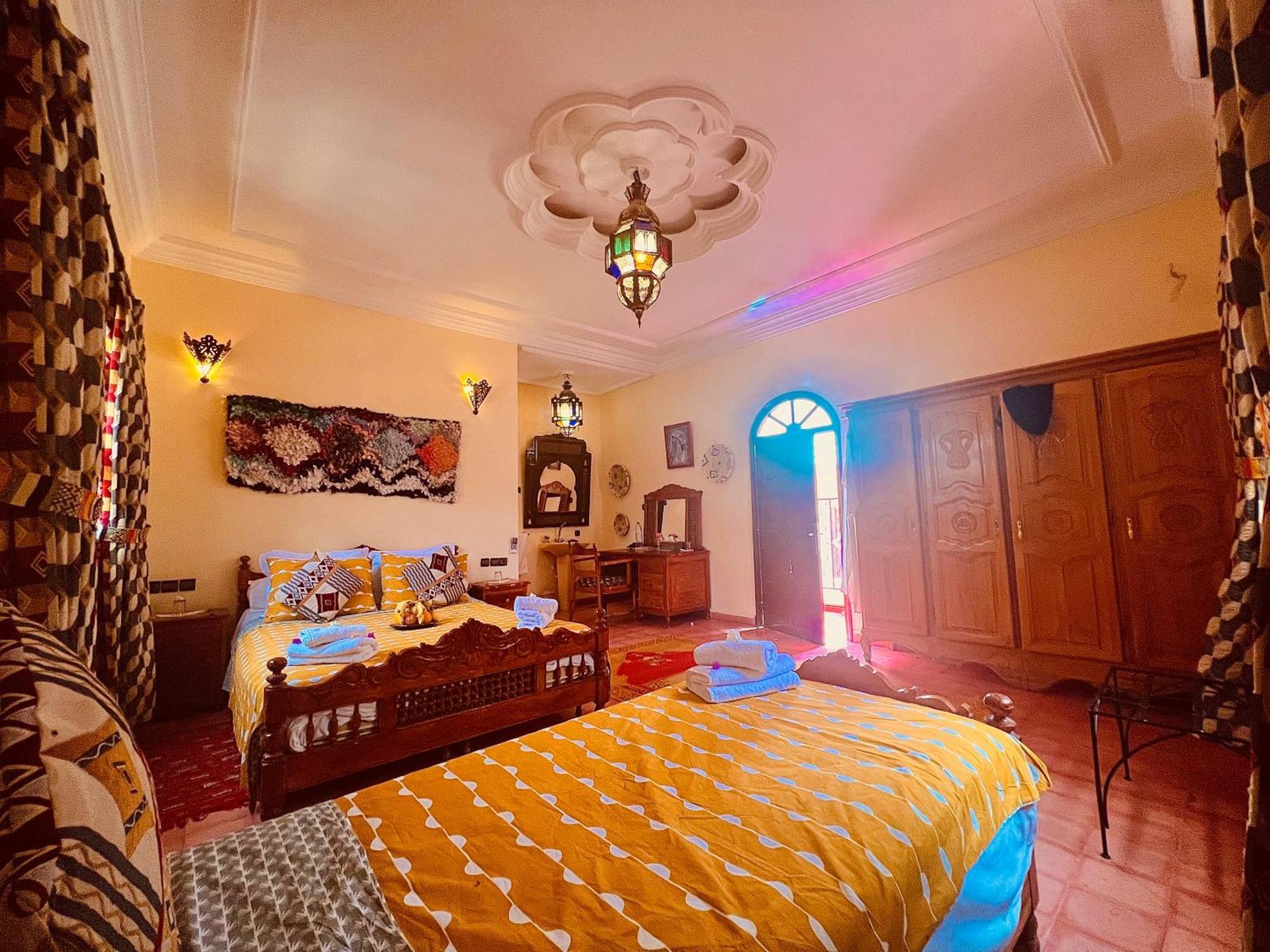 Riad Le Petit Jardin ザゴラ エクステリア 写真